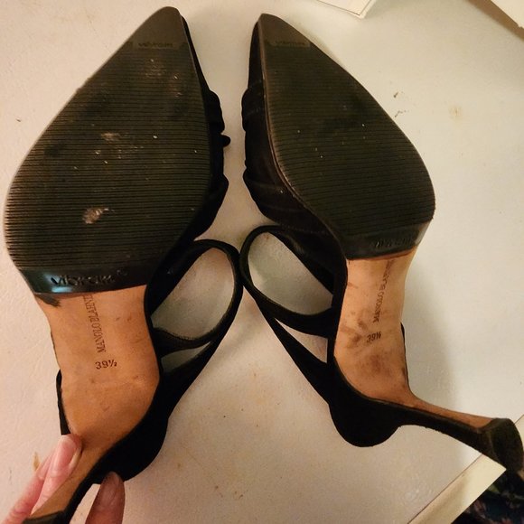 Manolo Blahnik Black Suede Mules 9.5/ 39.5 EUR - Picture 4 of 11